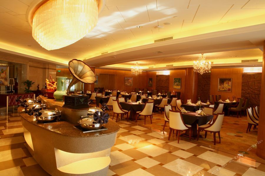 Central International Hotel Shanghai Restaurant photo